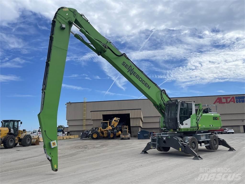 Sennebogen 830E Atık taşıma araçları