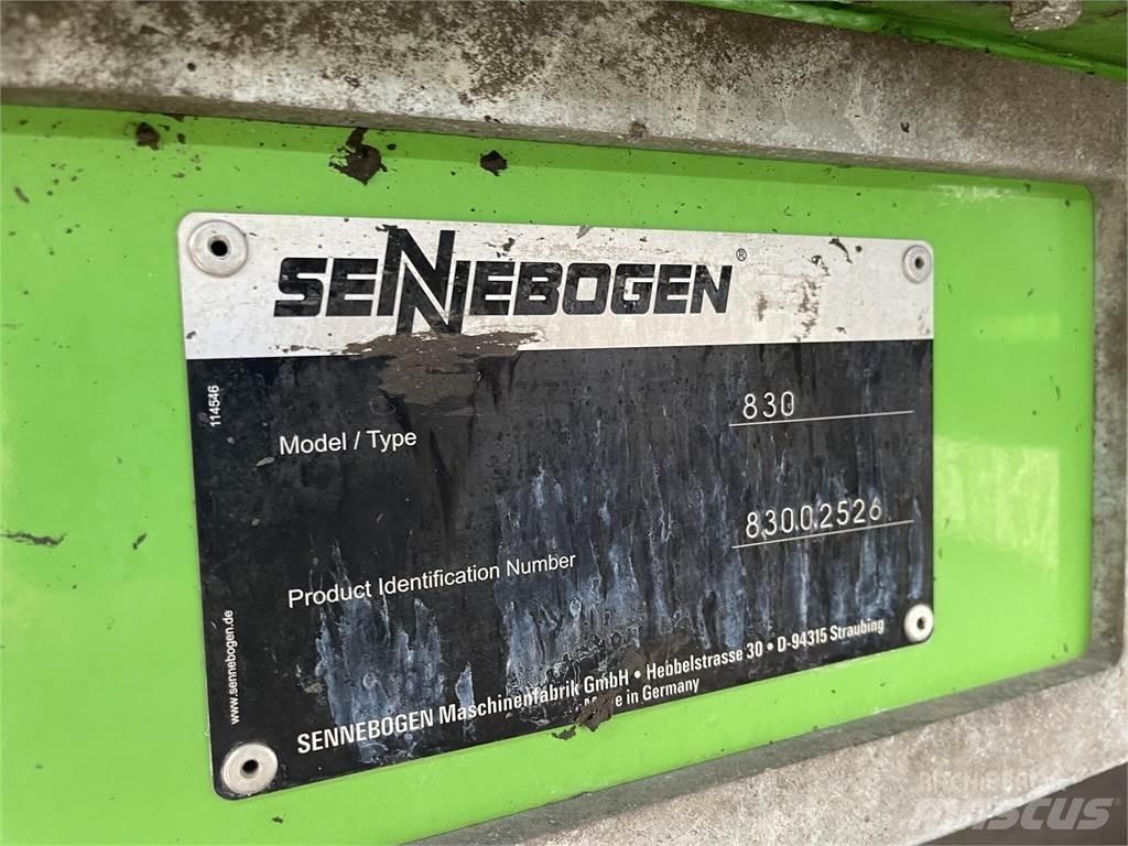 Sennebogen 830M Atık taşıma araçları