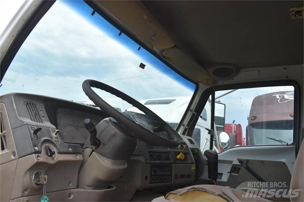 Sterling L7500 Damperli kamyonlar