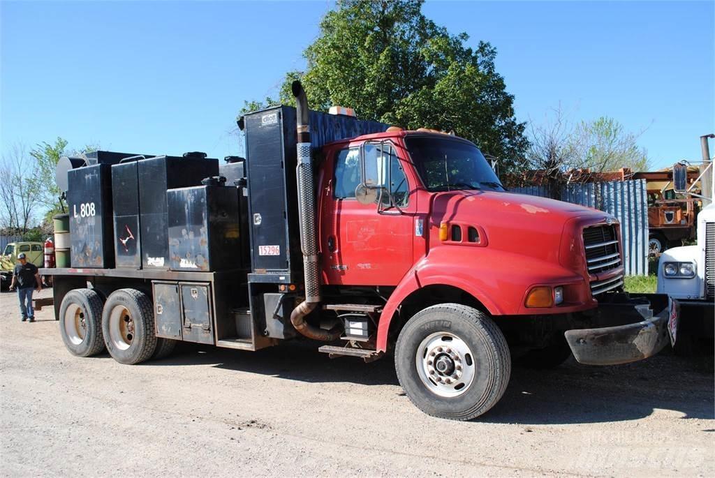 Sterling L8500 Tankerli kamyonlar
