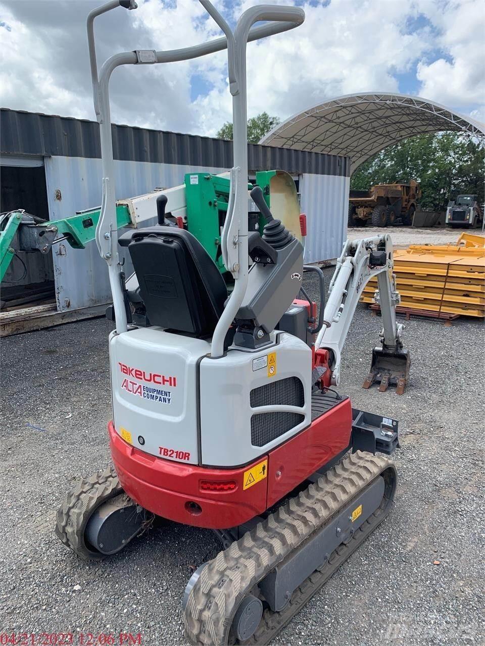 Takeuchi TB210R Mini ekskavatörler, 7 tona dek