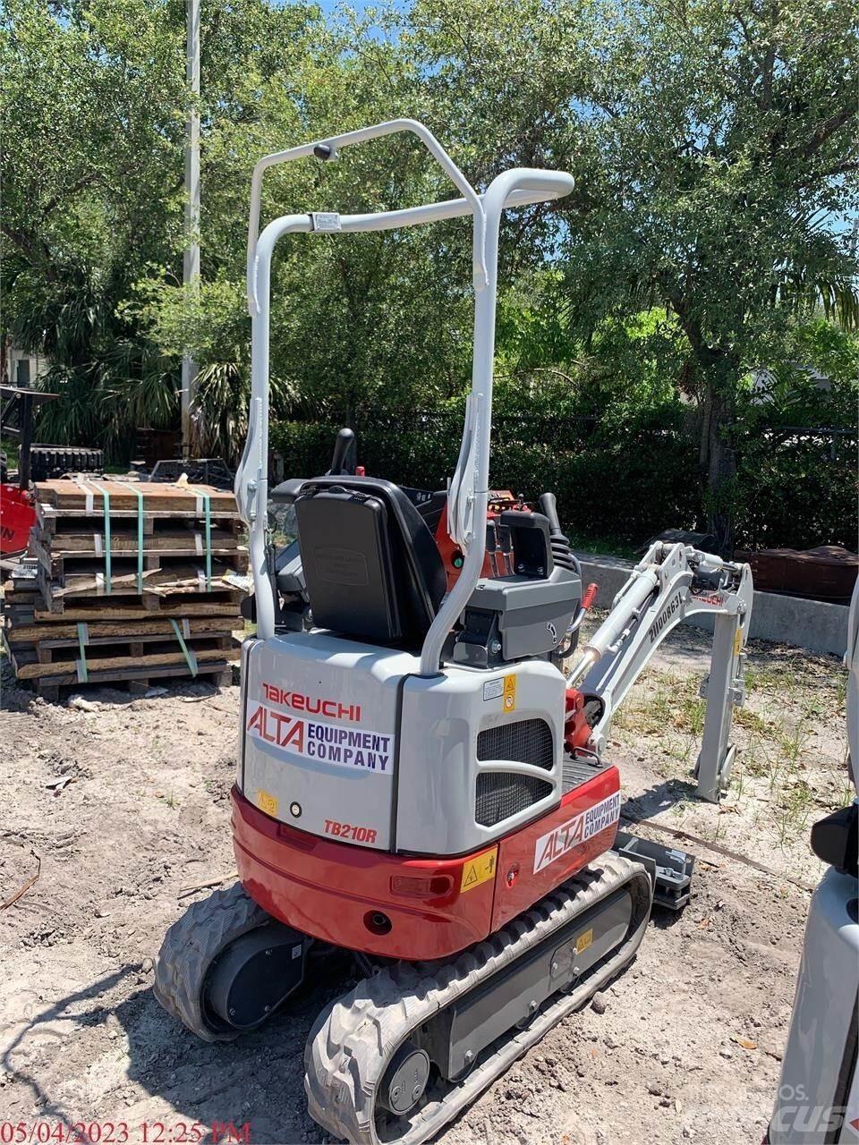 Takeuchi TB210R Mini ekskavatörler, 7 tona dek