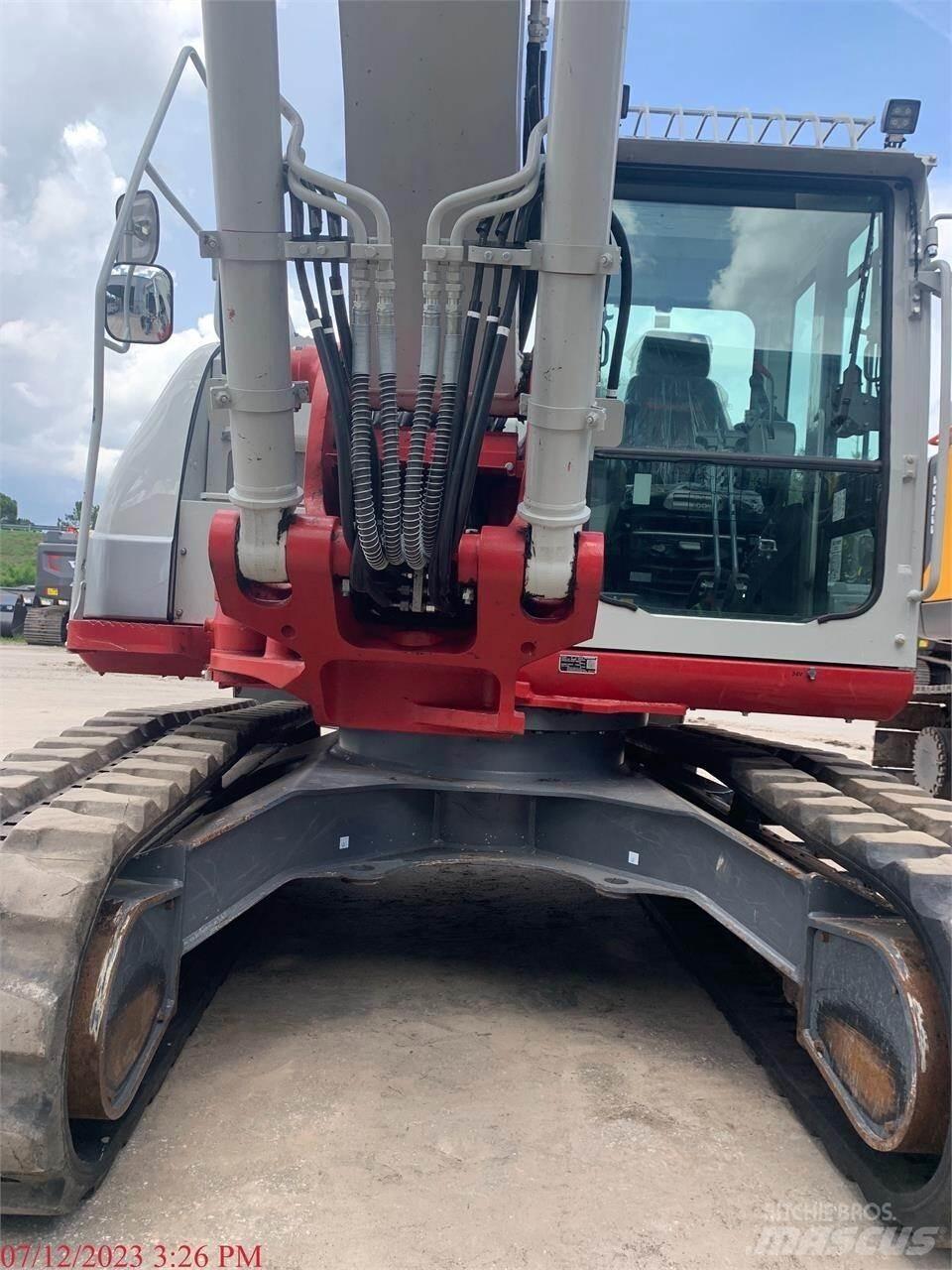 Takeuchi TB2150 Paletli ekskavatörler