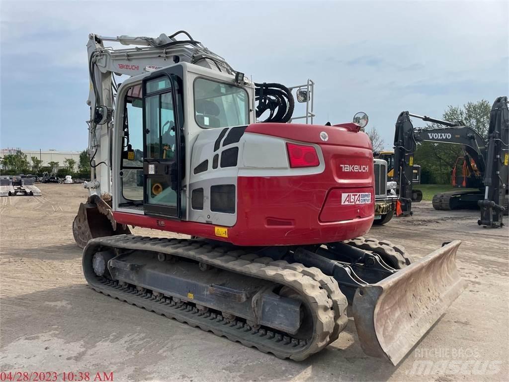 Takeuchi TB2150R Paletli ekskavatörler