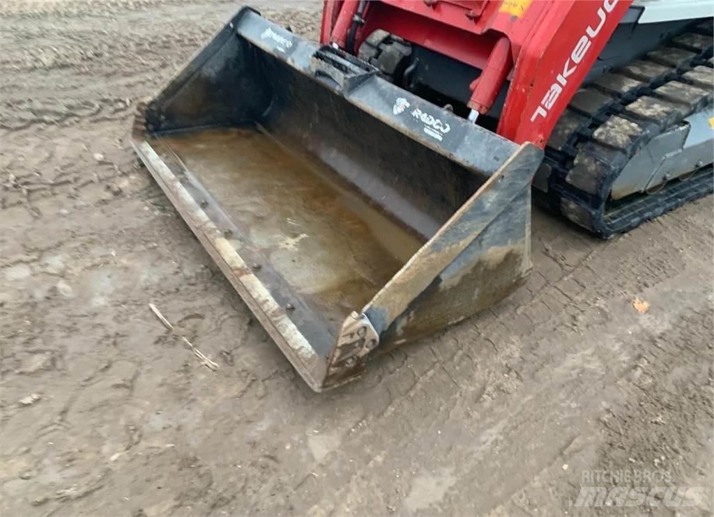 Takeuchi TL10V2 Skid steer loderler