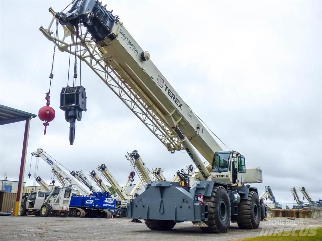 Terex RT130 Arazi Tipi Vinçler (RT)