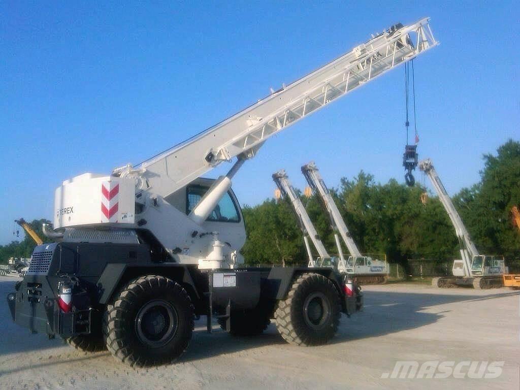 Terex RT230-1 Arazi Tipi Vinçler (RT)
