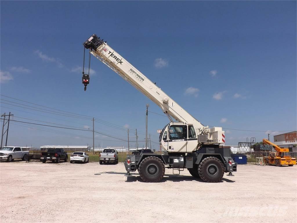 Terex RT230-2 Arazi Tipi Vinçler (RT)