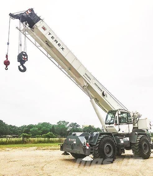 Terex RT555-1 Arazi Tipi Vinçler (RT)