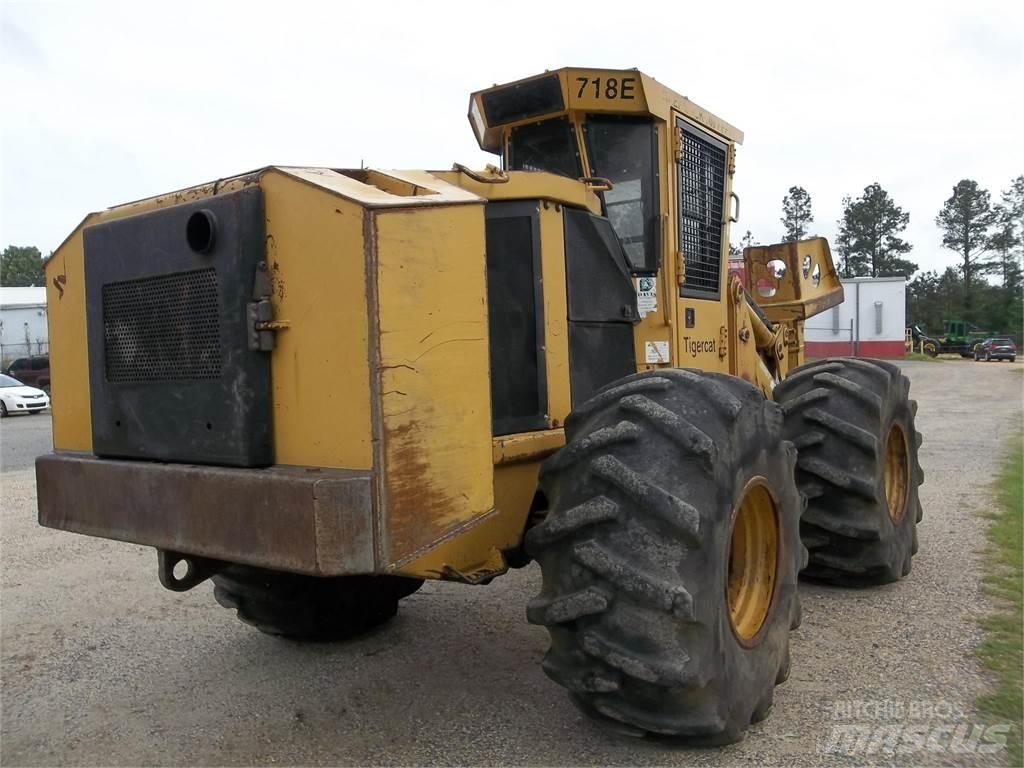 Tigercat 718E Ağaç kesici istifleyiciler