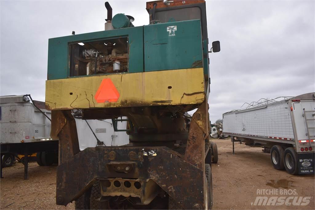 Timberjack 330 Orman römorkları