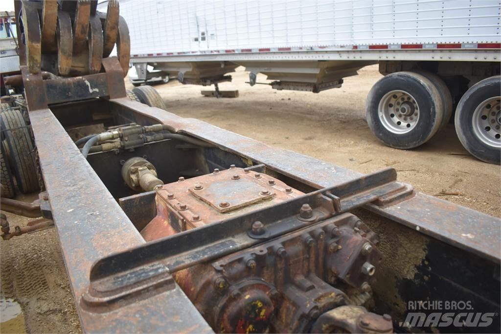 Timberjack 330 Orman römorkları