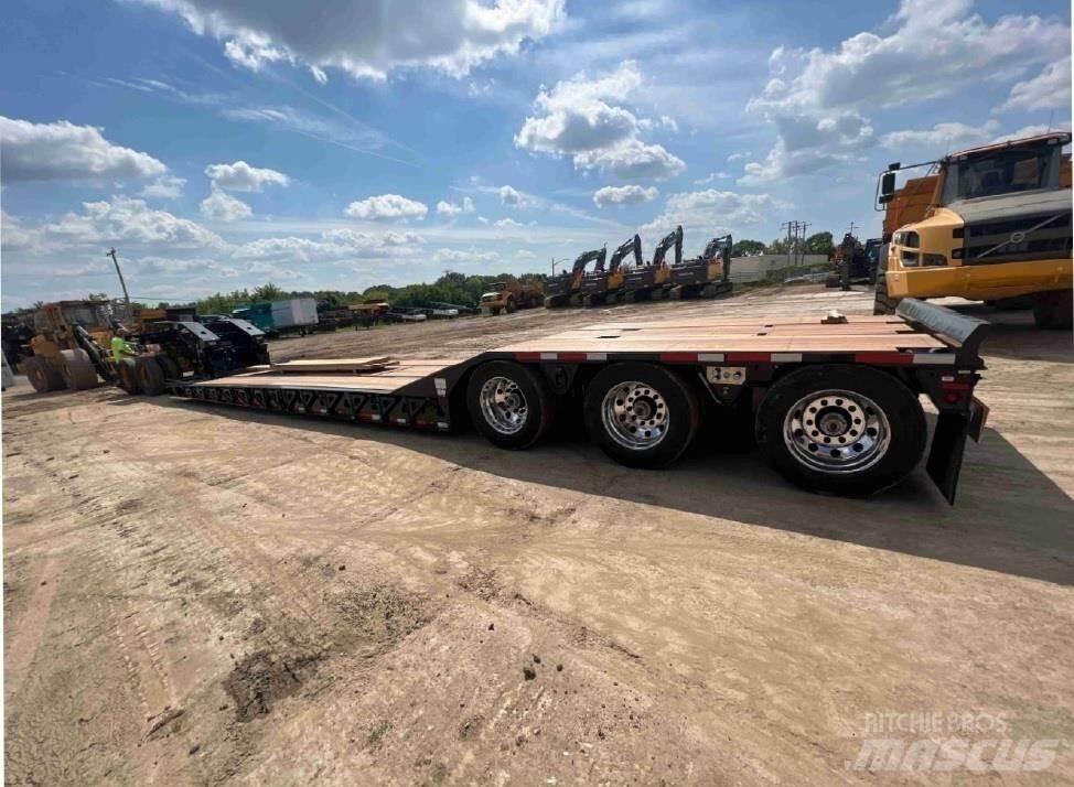 Trail King  Low loader yari çekiciler