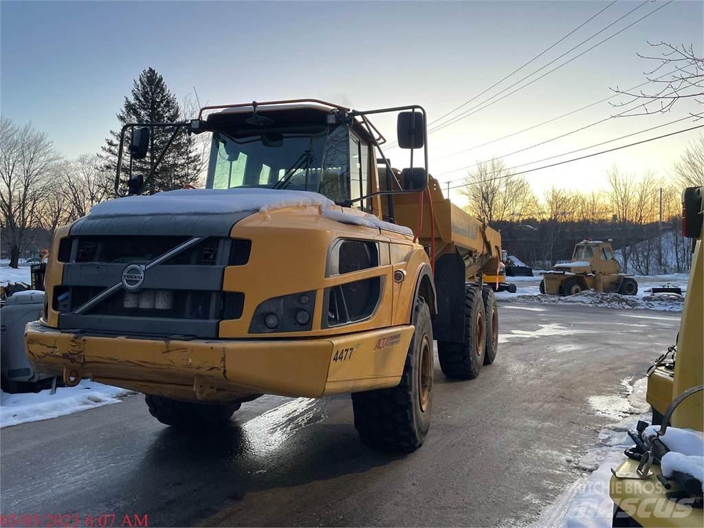 Volvo A25G Belden kirma kaya kamyonu