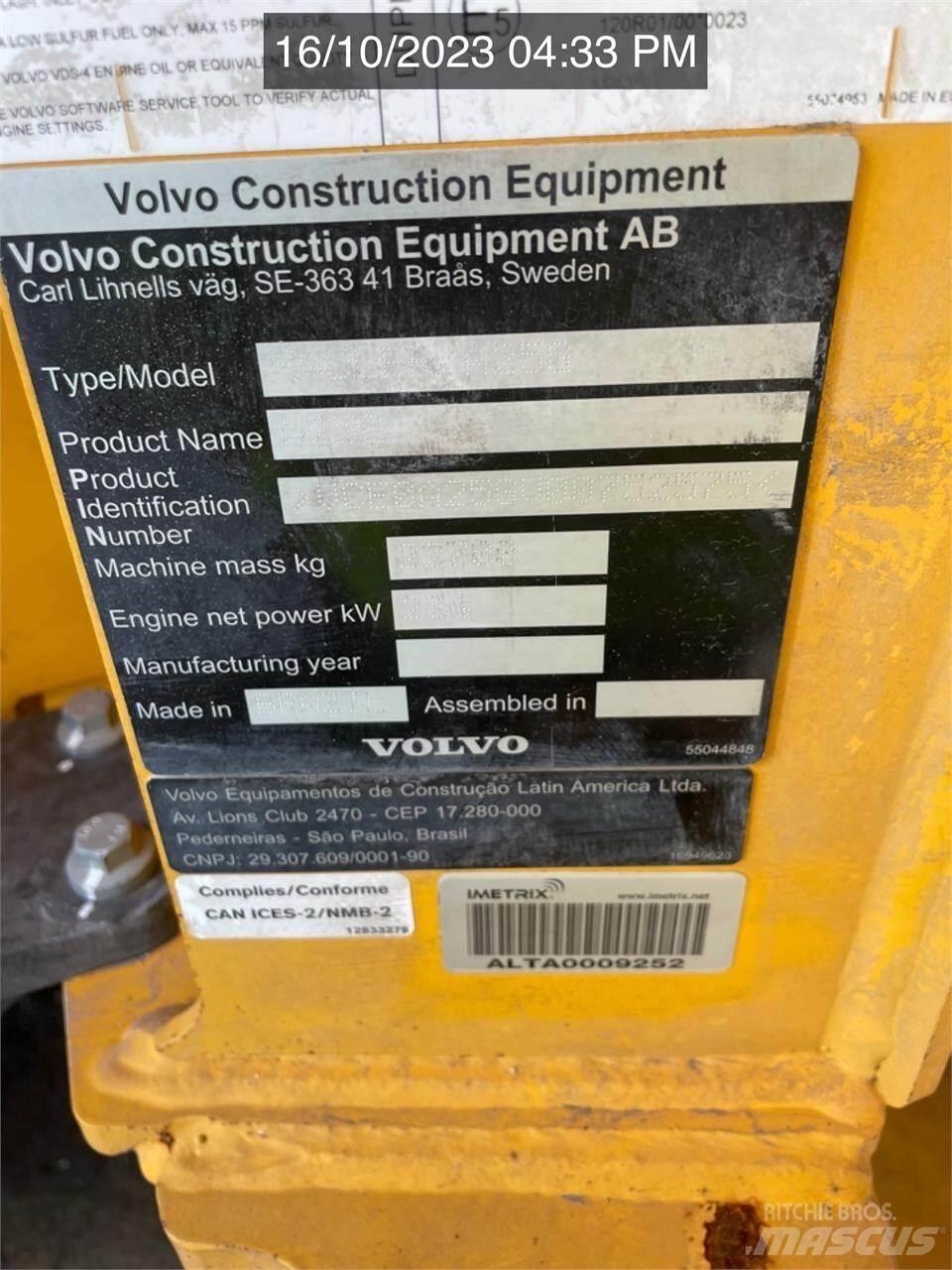 Volvo A25G Belden kirma kaya kamyonu