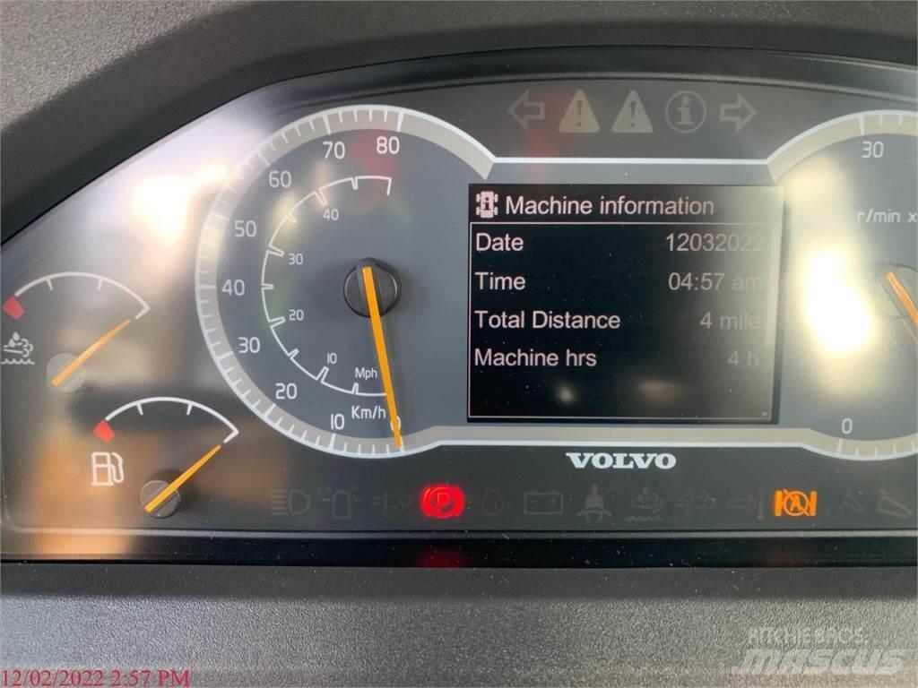 Volvo A25G Belden kirma kaya kamyonu