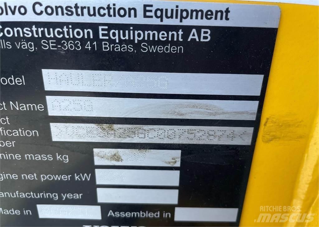 Volvo A25G Belden kirma kaya kamyonu