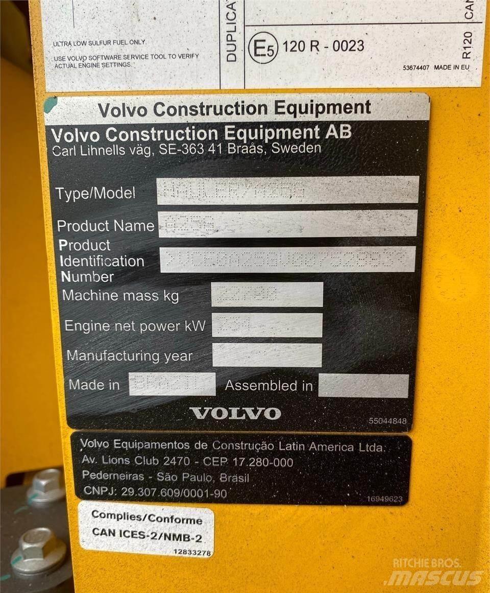 Volvo A25G Belden kirma kaya kamyonu