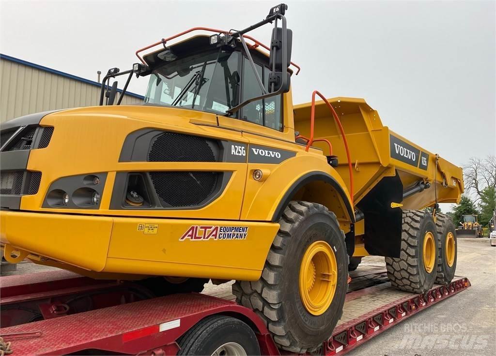 Volvo A25G Belden kirma kaya kamyonu