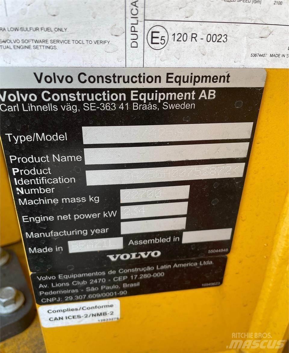Volvo A25G Belden kirma kaya kamyonu
