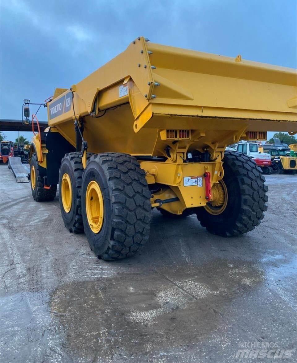 Volvo A25G Belden kirma kaya kamyonu