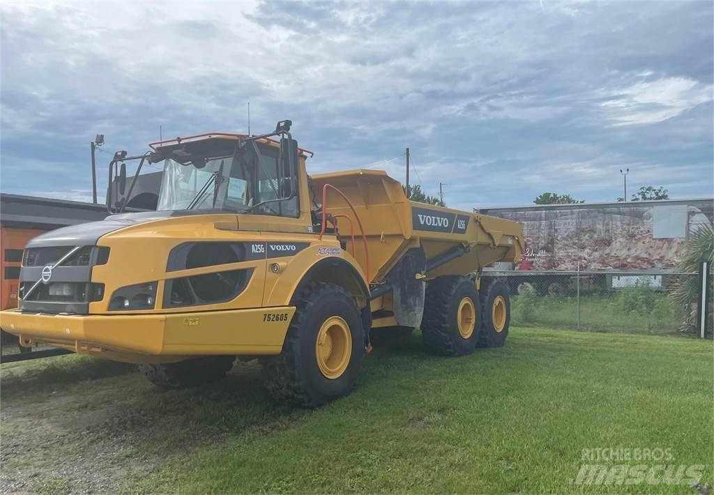 Volvo A25G Belden kirma kaya kamyonu