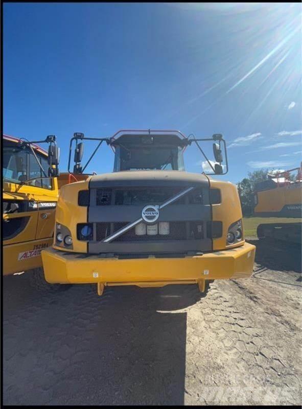 Volvo A25G Belden kirma kaya kamyonu