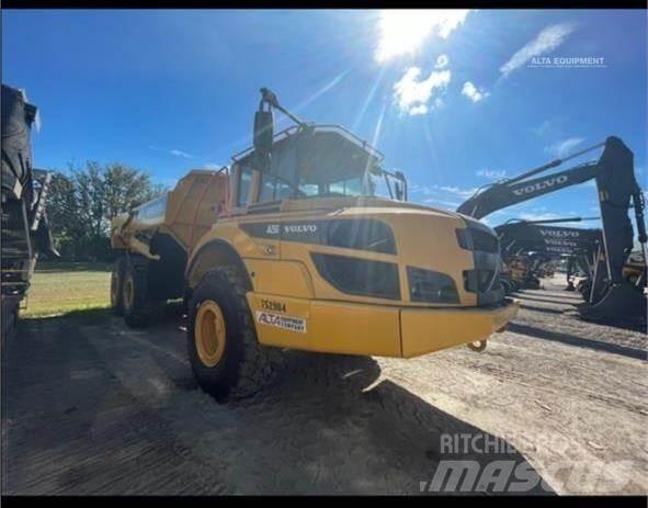 Volvo A25G Belden kirma kaya kamyonu