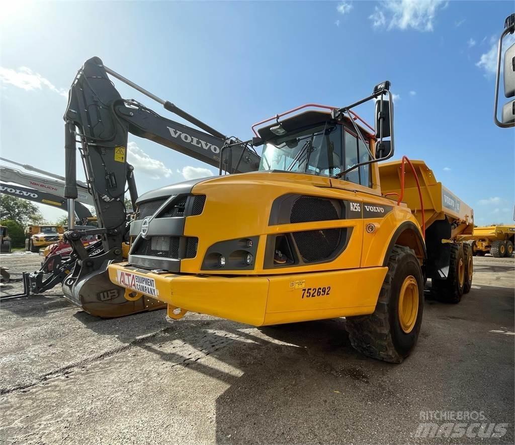 Volvo A25G Belden kirma kaya kamyonu