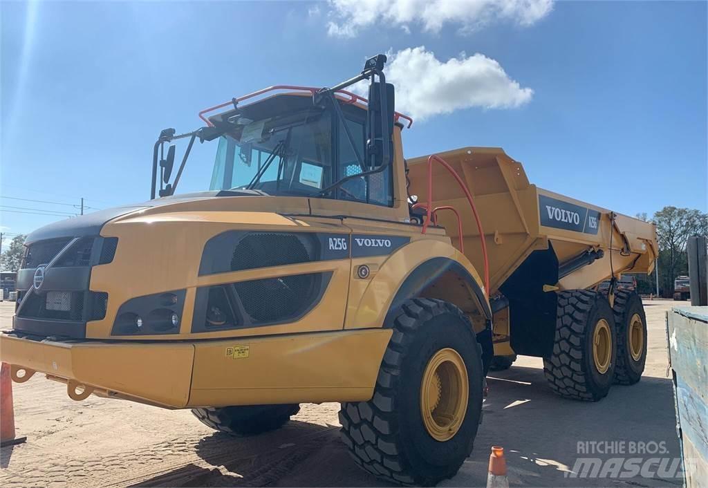 Volvo A25G Belden kirma kaya kamyonu