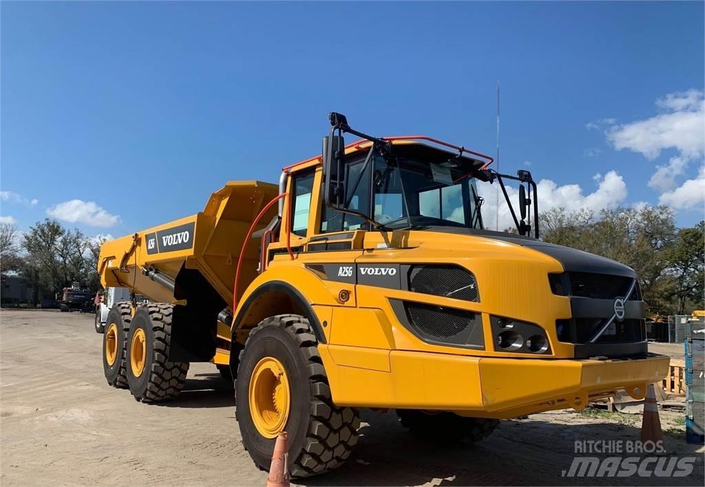 Volvo A25G Belden kirma kaya kamyonu