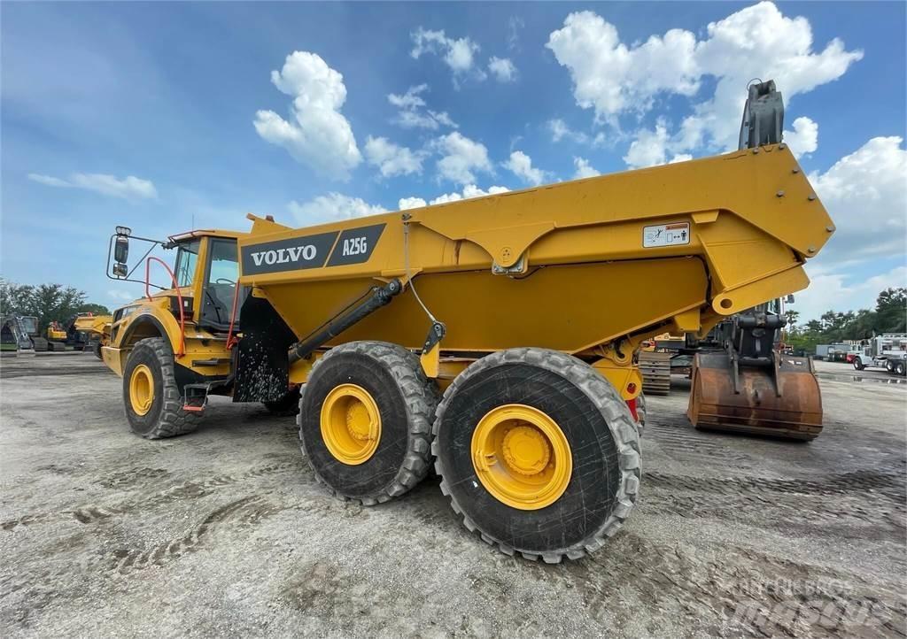 Volvo A25G Belden kirma kaya kamyonu