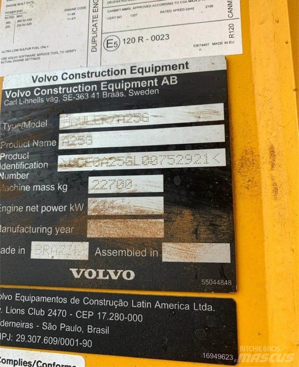 Volvo A25G Belden kirma kaya kamyonu