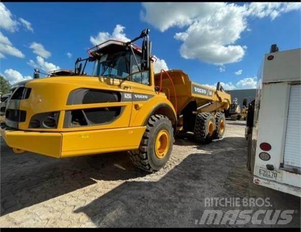 Volvo A25G Belden kirma kaya kamyonu
