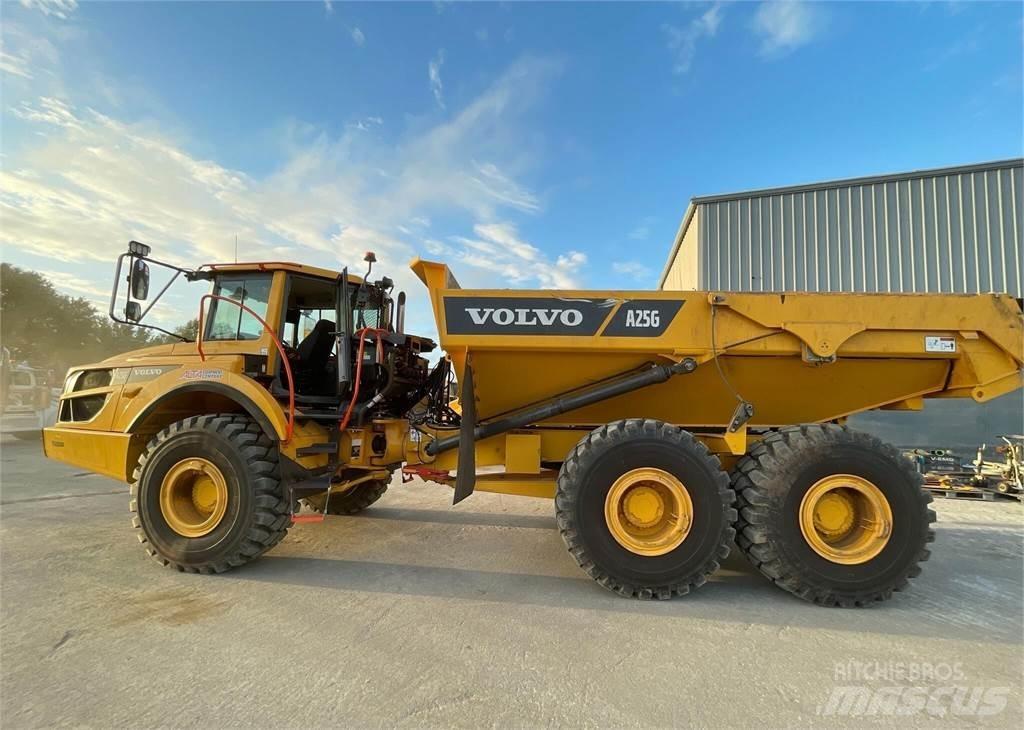 Volvo A25G Belden kirma kaya kamyonu