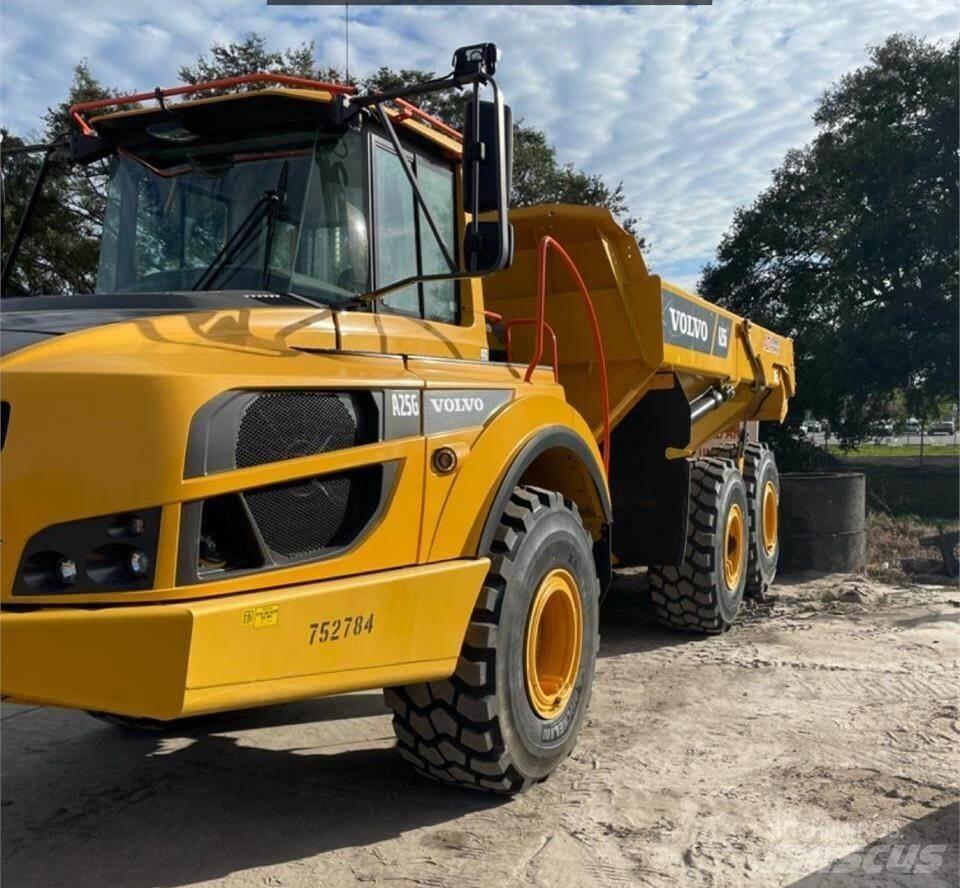 Volvo A25G Belden kirma kaya kamyonu