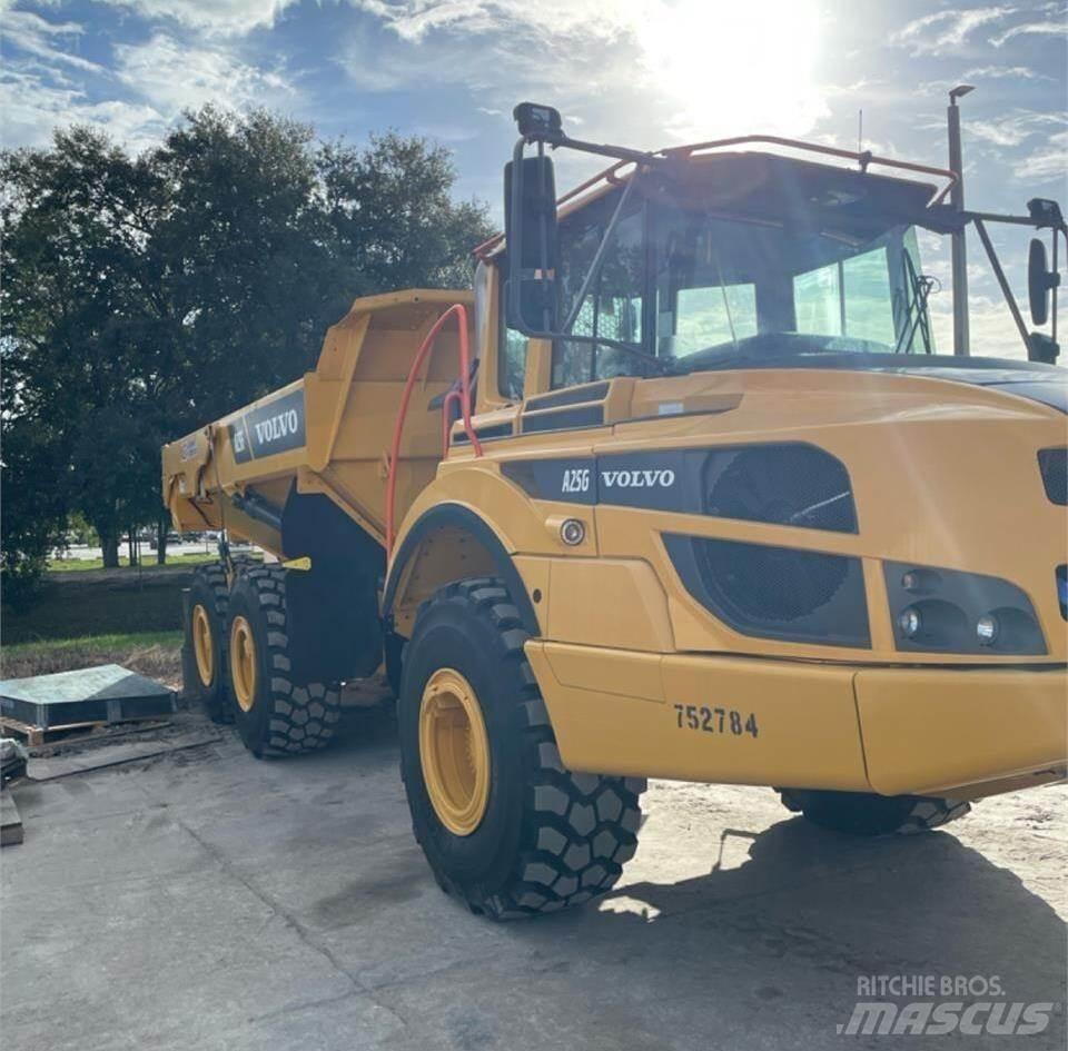 Volvo A25G Belden kirma kaya kamyonu