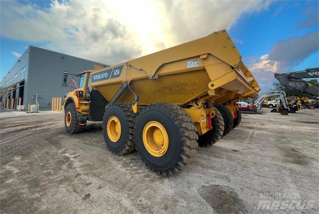 Volvo A25G Belden kirma kaya kamyonu
