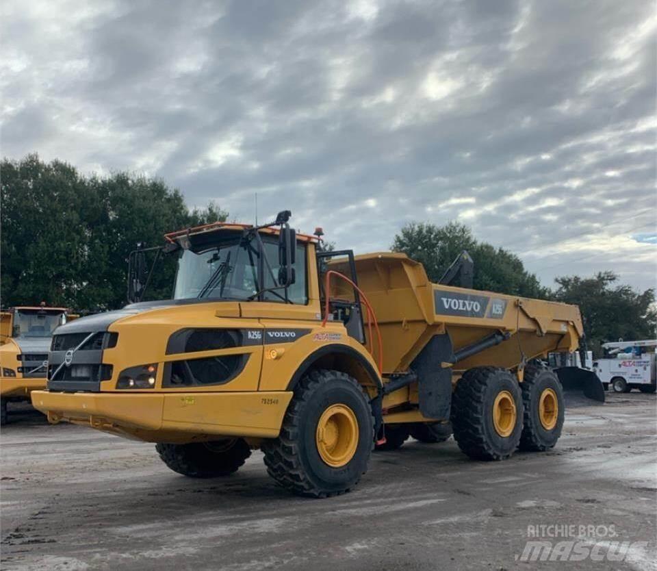 Volvo A25G Belden kirma kaya kamyonu