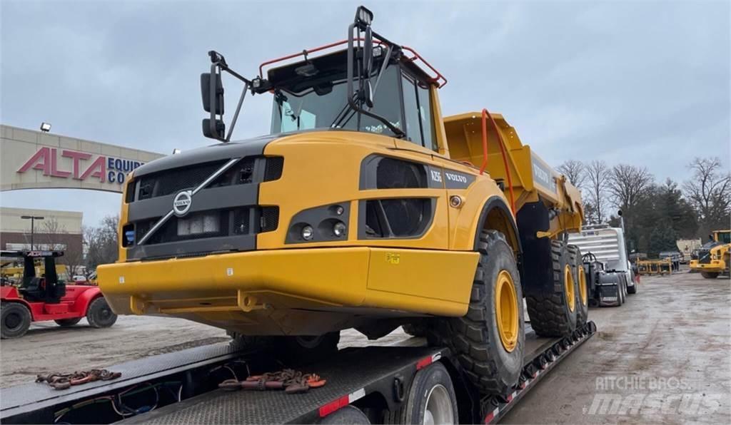 Volvo A25G Belden kirma kaya kamyonu