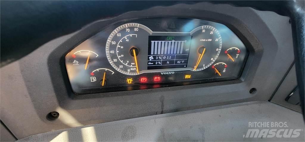 Volvo A30G Belden kirma kaya kamyonu