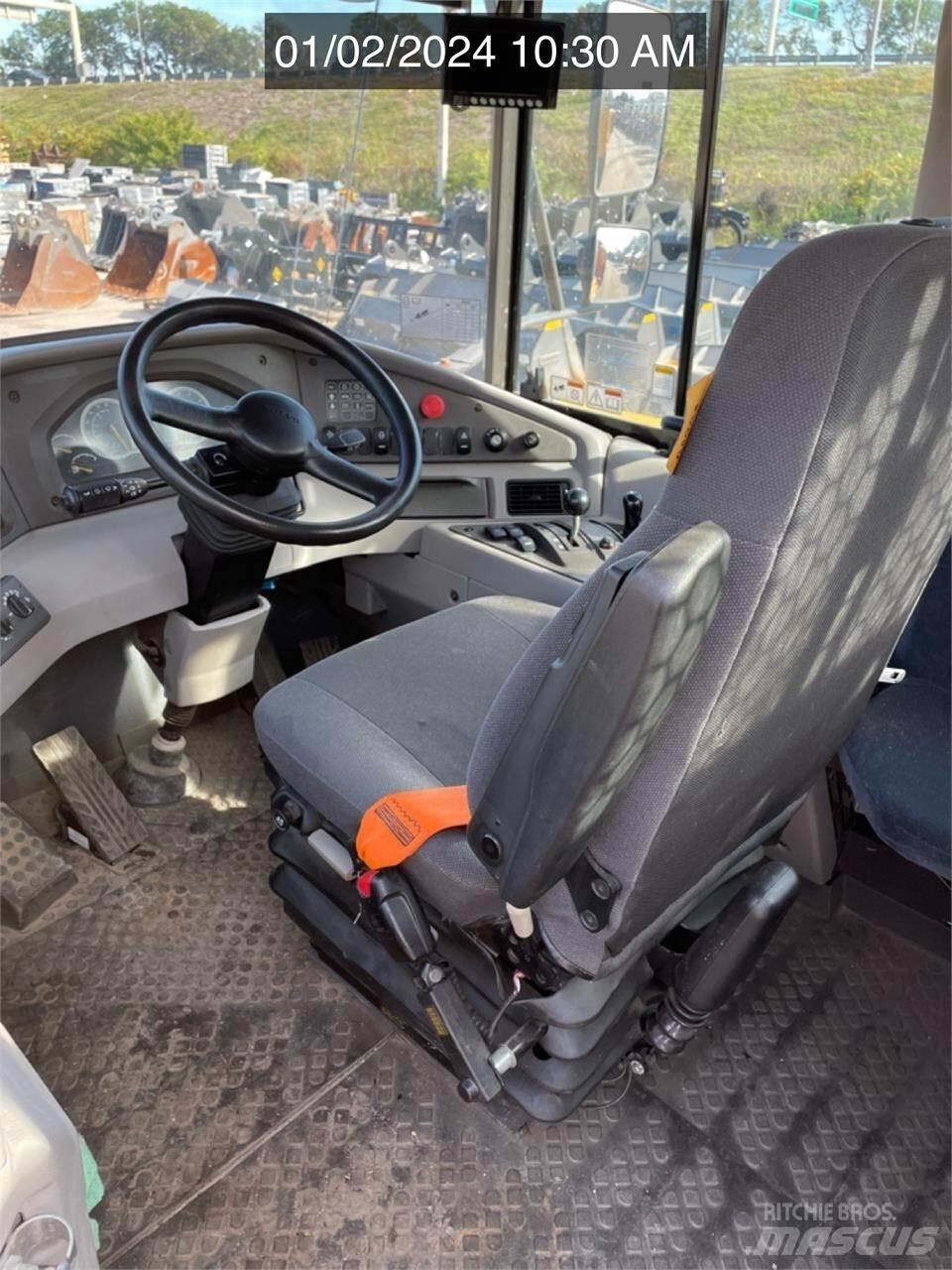 Volvo A30G Belden kirma kaya kamyonu