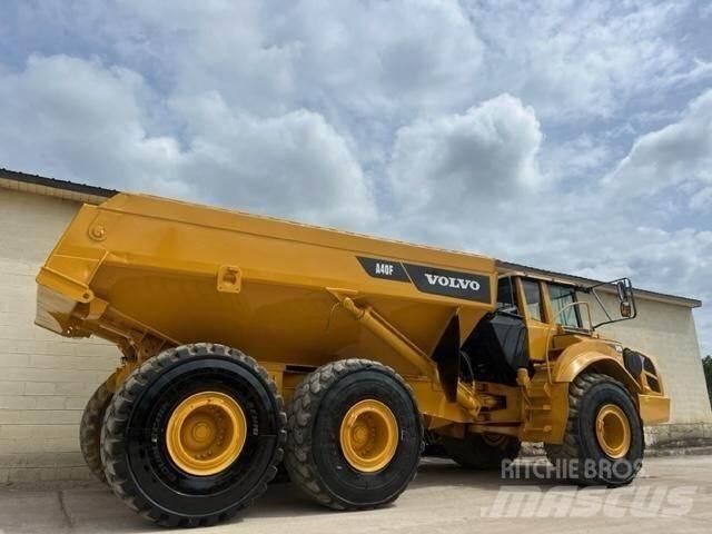 Volvo A40F Belden kirma kaya kamyonu
