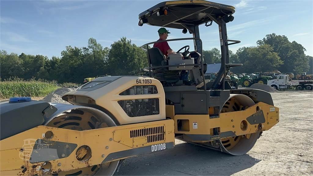 Volvo DD110B Çift tamburlu silindirler