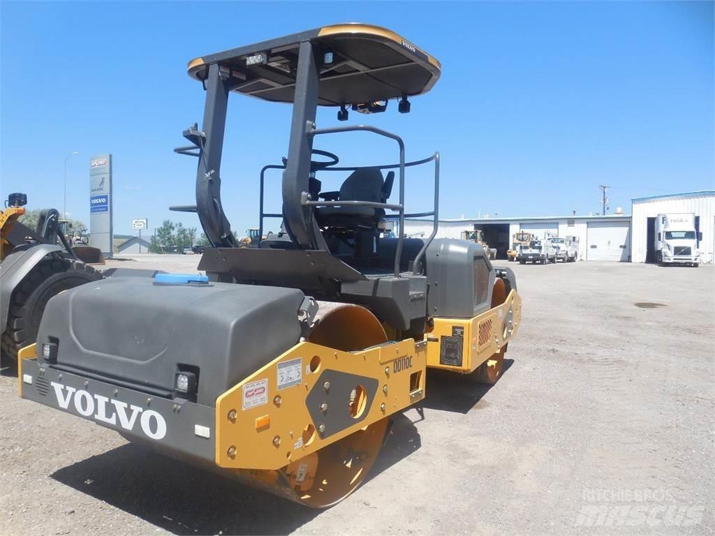 Volvo DD110C Çift tamburlu silindirler