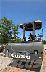 Volvo DD120C Çift tamburlu silindirler