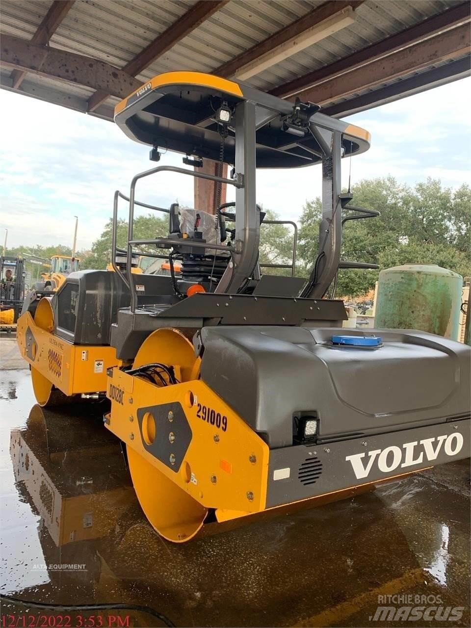 Volvo DD128C Çift tamburlu silindirler