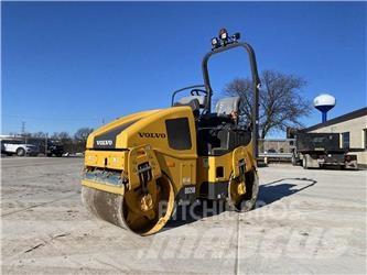 Volvo DD25B Çift tamburlu silindirler