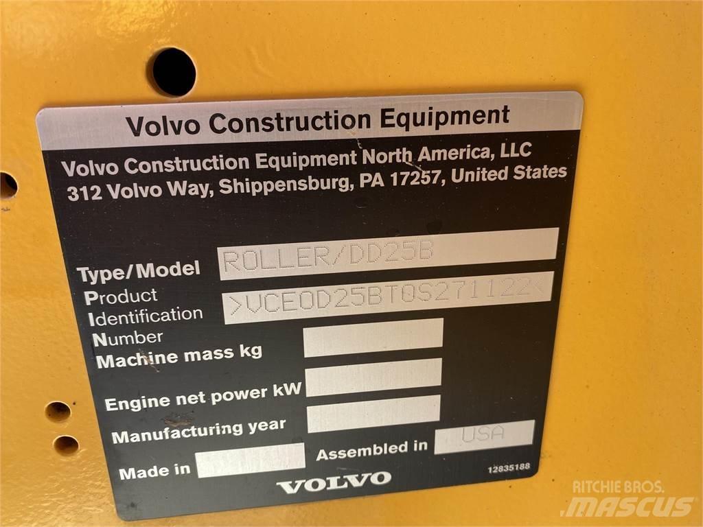 Volvo DD25B Çift tamburlu silindirler