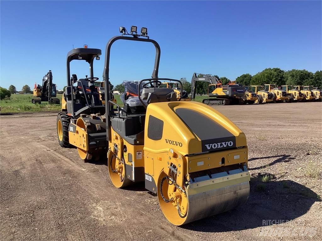 Volvo DD25B Çift tamburlu silindirler